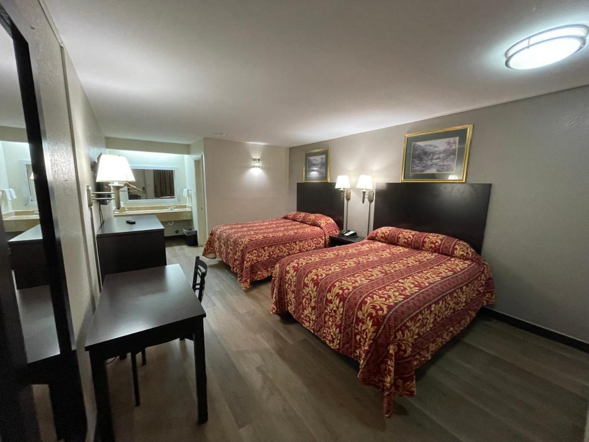 Royal Inn Motel فريدريكسبيرغ المظهر الخارجي الصورة